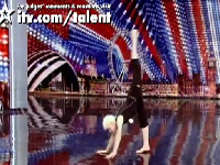 Cậu bé 11 tuổi và vũ điệu đầy đam mê