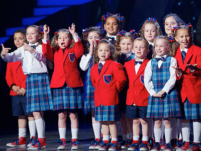 Vũ điệu đồng đội của Pre Skool