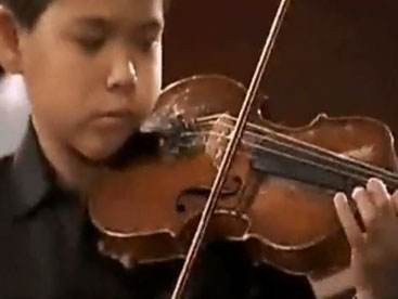Nghệ sĩ violin nhí