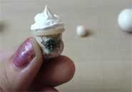 Làm ly Starbucks bằng đất sét