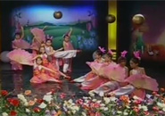 Múa quạt- Thiếu nhi Việt Nam